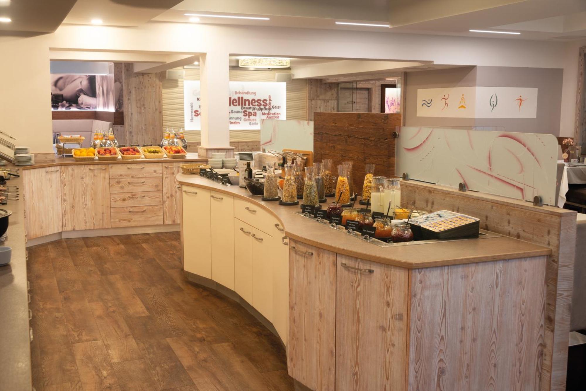 Kur- Und Wellnesshotel Foerch Bad Worishofen Bagian luar foto